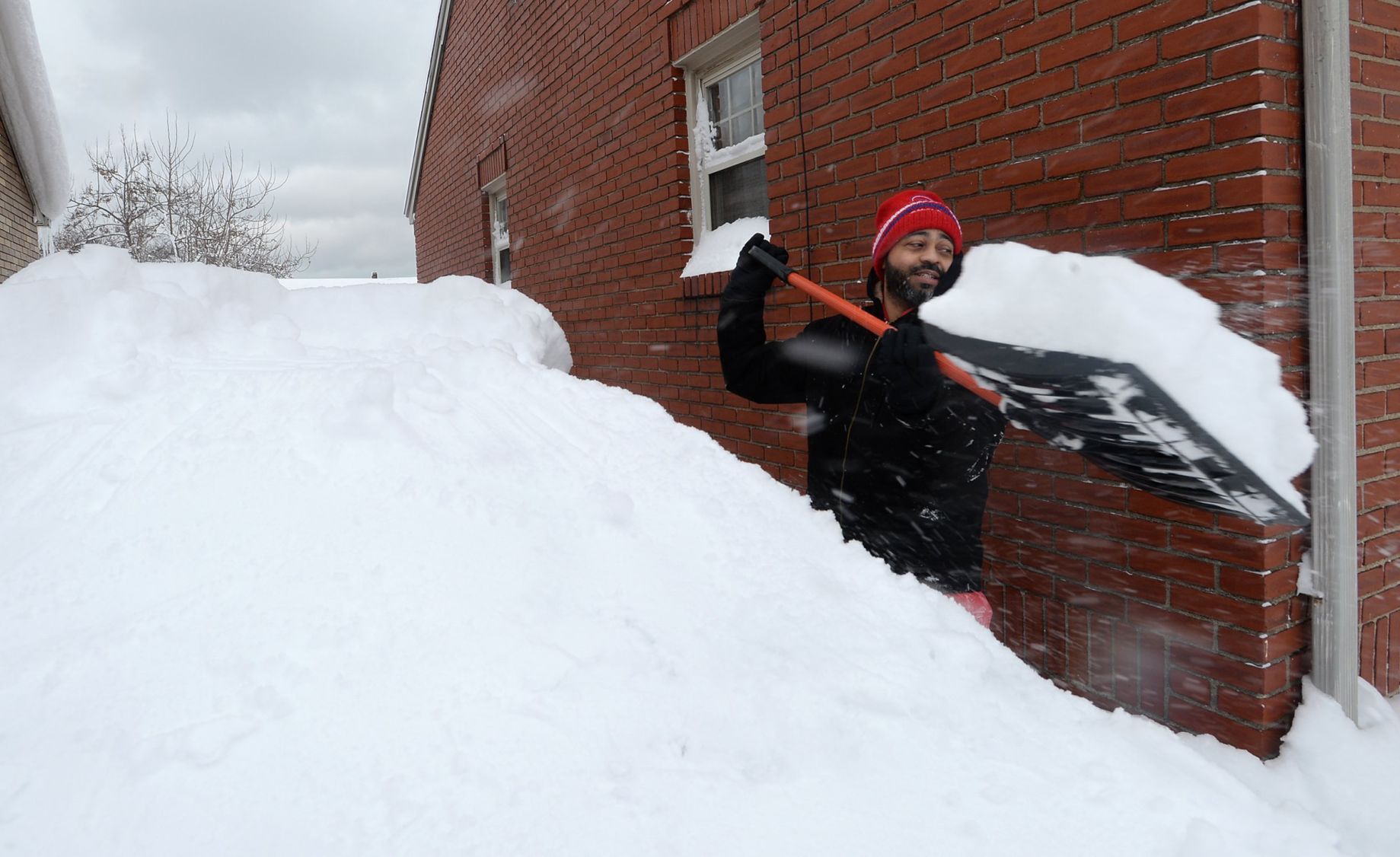 All-time daily snowfall record for Erie